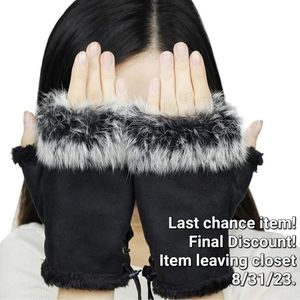 LAST CHANCE ITEM: Sudawave Faux Rabbit Fur finglerless gloves